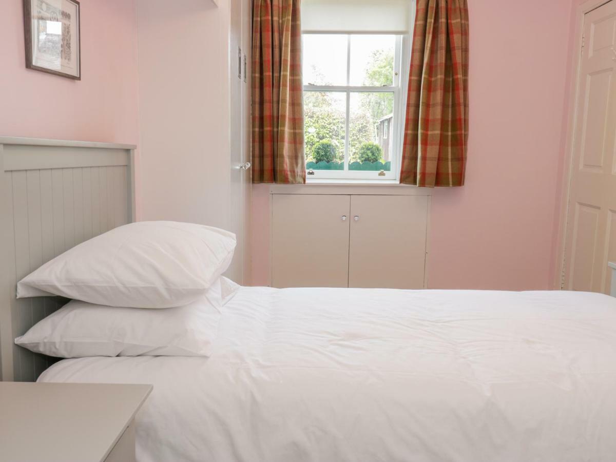 Iona Cottage Duns Bagian luar foto